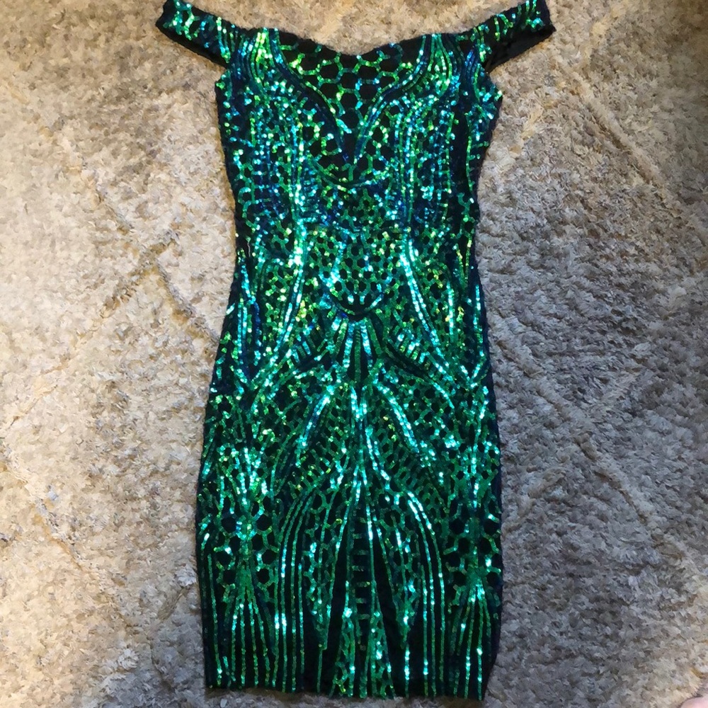 Hot Miami styles emerald green dress